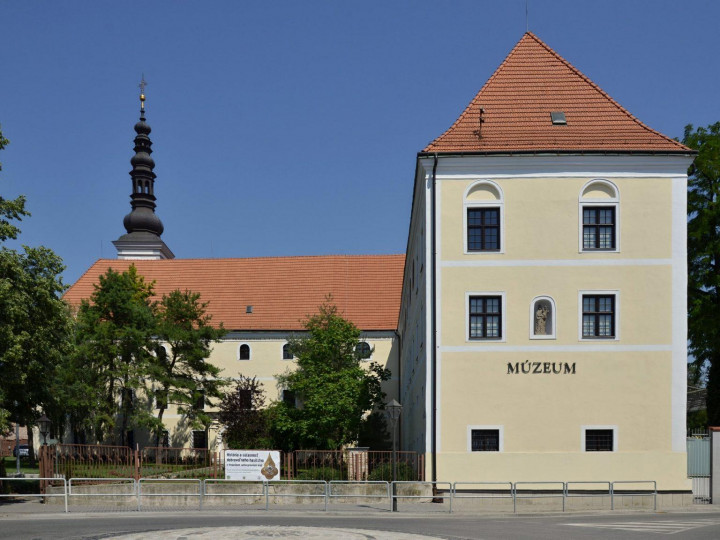 muzeum-aktual-min-1536x1152.jpg